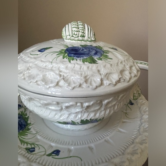 Vintage Italian Hand Painted MCM Soup Tureen Set With Plate Lid & Ladle - Picture 5 of 16